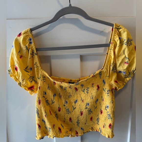 Forever 21 Yellow Floral Crop Top - Picture 2 of 3